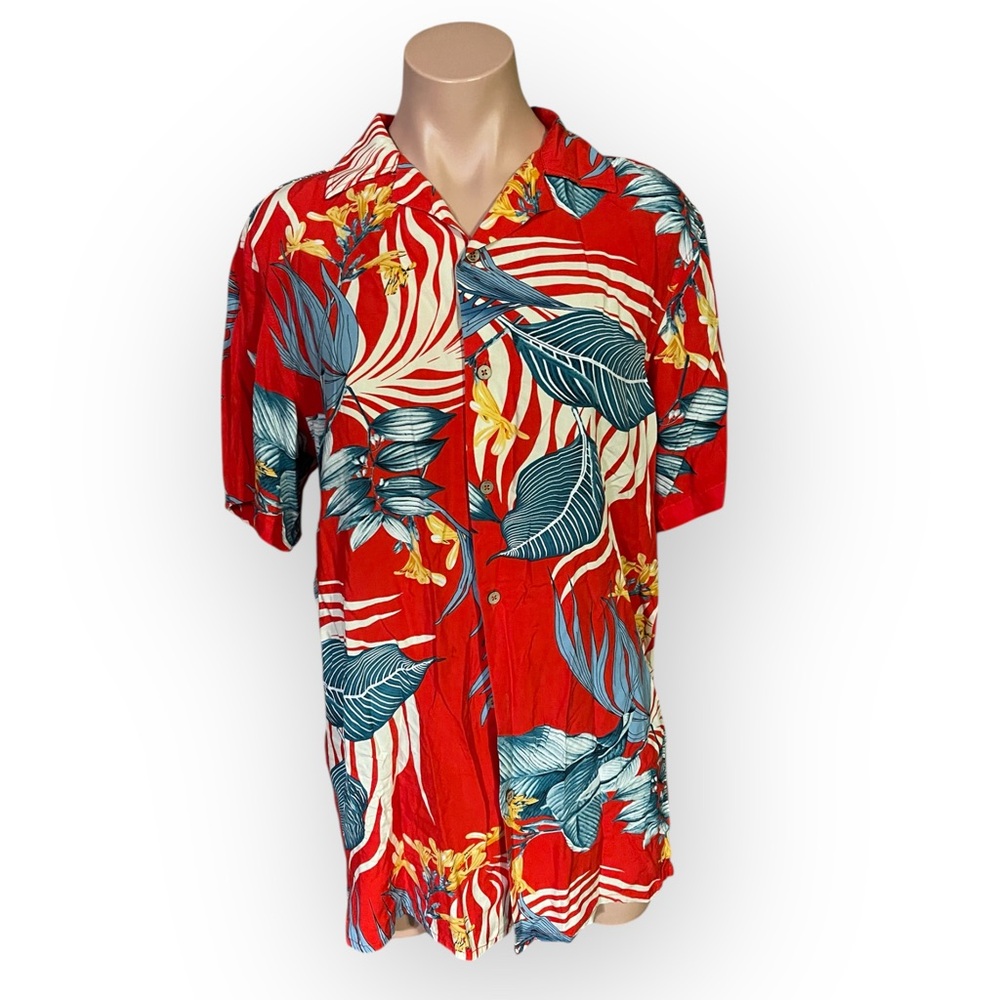 Red Floral Hawaiian Print Men’s Small Button Down Shirt